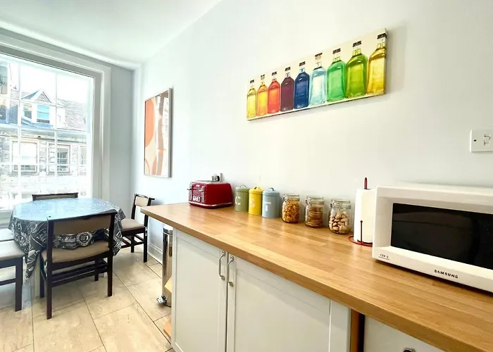 South Bridge Apartment